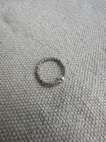 Dainty Pearly Rings